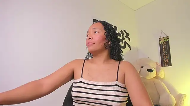 Nia13 online show from February 26, 1:05 am