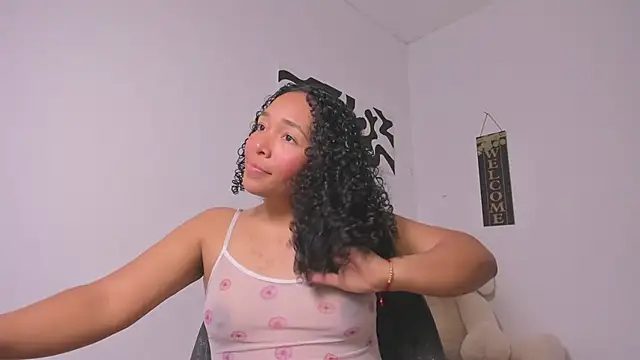 Nia13 online show from April 12, 4:38 am