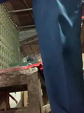 Snapshot of YANINA120 chatting on February 4, 9:48 am YANINA120 online show from February 4, 9:48 am