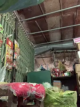 Snapshot of YANINA120 chatting on February 23, 2:02 am YANINA120 online show from February 23, 2:02 am