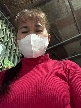 Snapshot of YANINA120 chatting on February 15, 10:58 am YANINA120 online show from February 15, 10:58 am