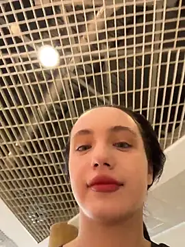 MiaTee online show from February 7, 4:20 am