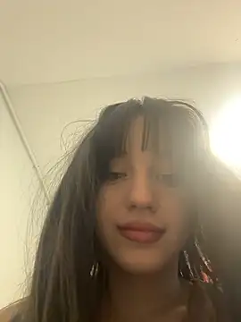 MiaTee online show from May 20, 1:46 am