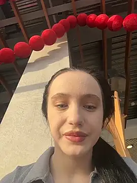 MiaTee online show from February 6, 4:08 am