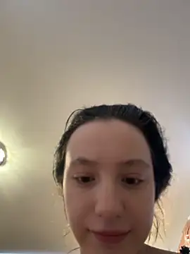 MiaTee online show from February 11, 4:45 am