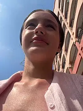 MiaTee online show from March 21, 2:57 am