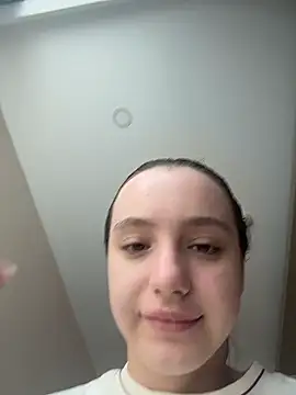 MiaTee online show from March 26, 2:10 am