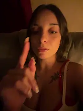 Sweetgirl44hott online show from April 13, 2:59 am