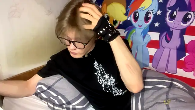 Snapshot of Jeycob_ice chatting on March 3, 4:58 pm Jeycob ice online show from March 3, 4:58 pm