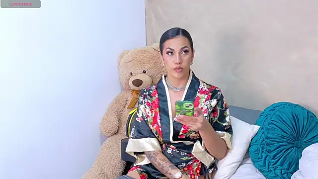 AndiVasquez online show from February 26, 4:12 am