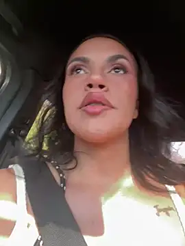 Snapshot of AndiVasquez chatting on July 14, 12:55 pm AndiVasquez online show from July 14, 12:55 pm