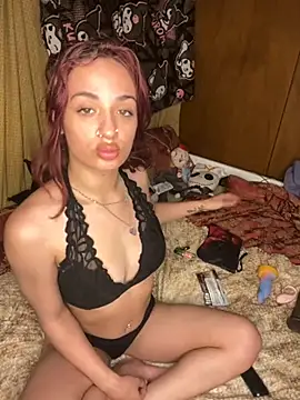 heluvsbabii online show from May 6, 7:12 am