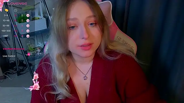 Emiliaaah online show from February 13, 11:10 am