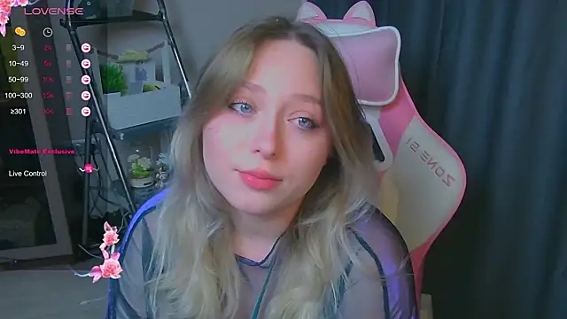 Emiliaaah online show from February 11, 11:10 am