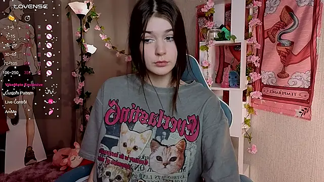 Snapshot of Sea_Siren chatting on February 6, 7:15 am Sea Siren online show from February 6, 7:15 am