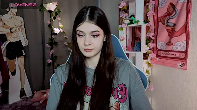 Snapshot of Sea_Siren chatting on February 11, 8:47 am Sea Siren online show from February 11, 8:47 am