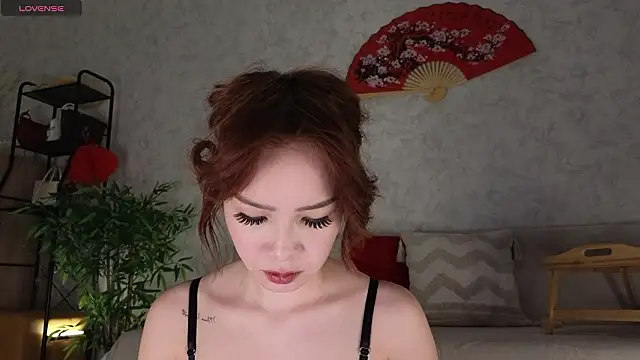 saya li11 online show from February 16, 2:05 pm