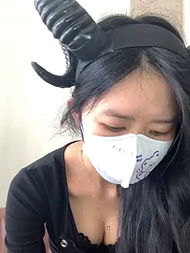 ShouSushi online show from March 12, 6:17 am