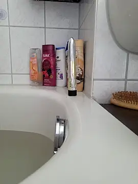 Isa363636 online show from March 8, 8:50 am