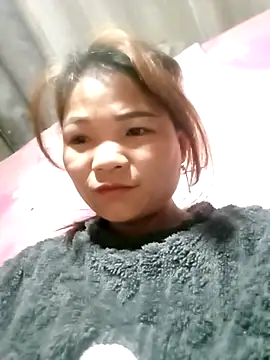 Snapshot of maymay-2000 chatting on February 1, 12:31 am maymay-2000 online show from February 1, 12:31 am