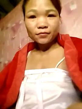 Snapshot of maymay-2000 chatting on February 11, 9:25 pm maymay-2000 online show from February 11, 9:25 pm