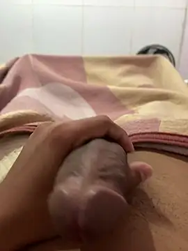 comesuabuceta online show from April 13, 10:19 am