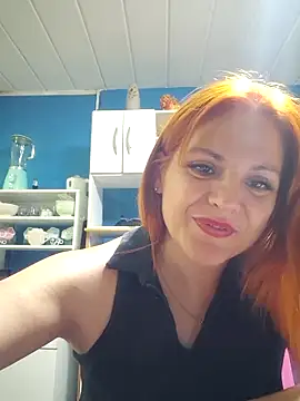 dullsecitalove25 online show from February 6, 5:25 am