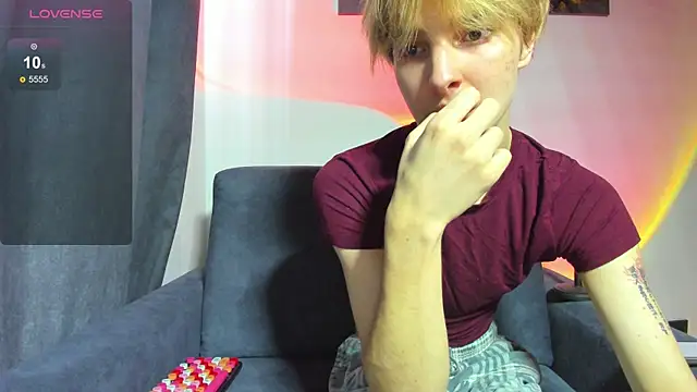 bunnyblush67 online show from March 18, 8:06 am