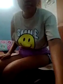 Snapshot of lovely_pilipina19 chatting on June 26, 4:40 am lovely pilipina19 online show from June 26, 4:40 am