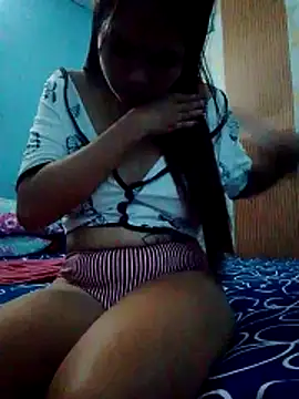 Snapshot of lovely_pilipina19 chatting on June 23, 3:26 am lovely pilipina19 online show from June 23, 3:26 am