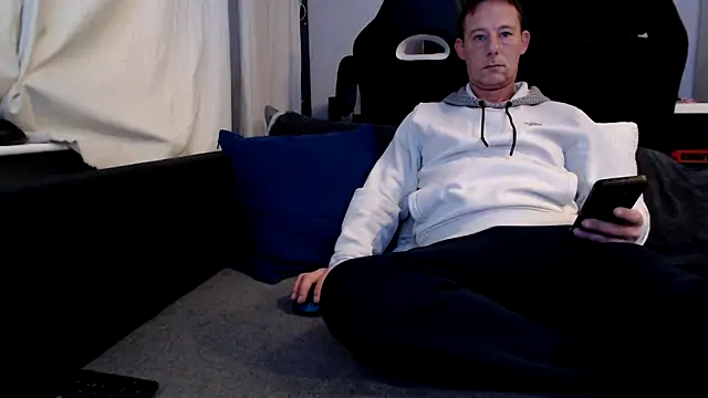 Snapshot of Sexy_Ass_Mike chatting on February 9, 5:33 pm Sexy Ass Mike online show from February 9, 5:33 pm