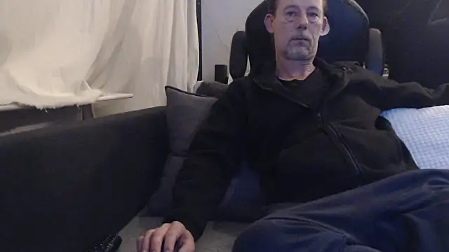 Snapshot of Sexy_Ass_Mike chatting on February 19, 11:12 pm Sexy Ass Mike online show from February 19, 11:12 pm