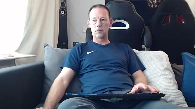 Snapshot of Sexy_Ass_Mike chatting on March 1, 3:01 pm Sexy Ass Mike online show from March 1, 3:01 pm