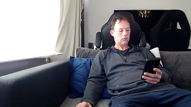 Snapshot of Sexy_Ass_Mike chatting on February 16, 10:03 am Sexy Ass Mike online show from February 16, 10:03 am