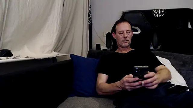 Snapshot of Sexy_Ass_Mike chatting on February 18, 9:44 pm Sexy Ass Mike online show from February 18, 9:44 pm