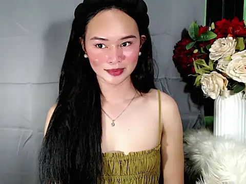 Snapshot of Sinfulrose_ chatting on June 15, 3:40 am Sinfulrose online show from June 15, 3:40 am