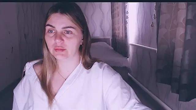 MagicKatarina  online show from March 26, 5:28 am