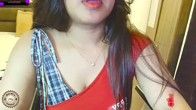 Snapshot of Yara-143 chatting on July 15, 4:47 pm Yara-143 online show from July 15, 4:47 pm