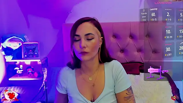 Kylie Gomez online show from February 16, 11:42 am