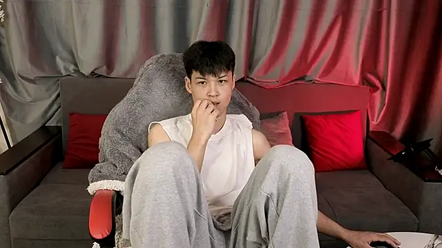 XanneLL online show from February 16, 1:21 pm