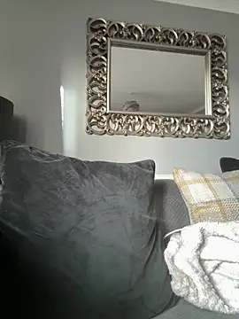 Milssweetx online show from March 30, 7:32 am