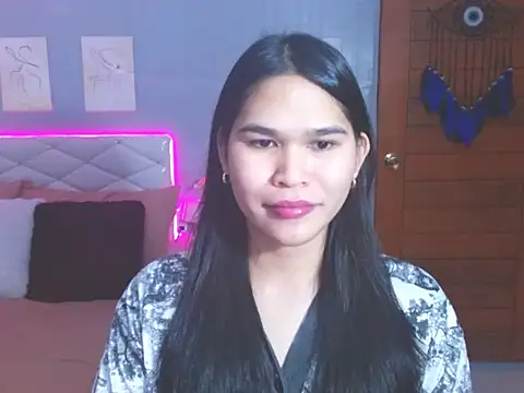 Snapshot of alianabrooks chatting on February 1, 12:25 pm alianabrooks online show from February 1, 12:25 pm