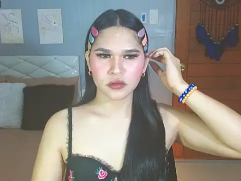 Snapshot of alianabrooks chatting on February 15, 5:19 am alianabrooks online show from February 15, 5:19 am