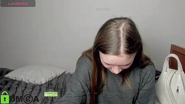 Elina X online show from March 10, 9:30 pm