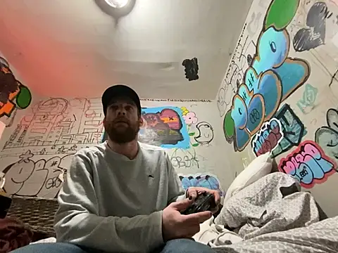 gothboiplzty online show from February 2, 6:12 am