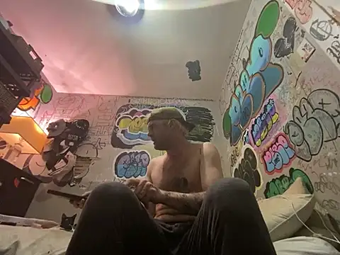 gothboiplzty online show from April 23, 3:35 am