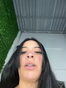 cristal  violetaa online show from February 24, 1:17 am