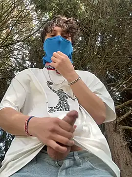 leoooooo88888 online show from March 24, 11:10 am