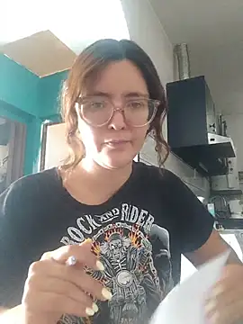 Snapshot of Harley-77 chatting on February 25, 3:01 pm Harley-77 online show from February 25, 3:01 pm