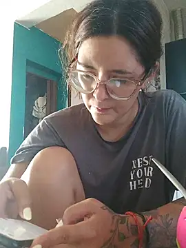 Snapshot of Harley-77 chatting on February 26, 2:17 pm Harley-77 online show from February 26, 2:17 pm